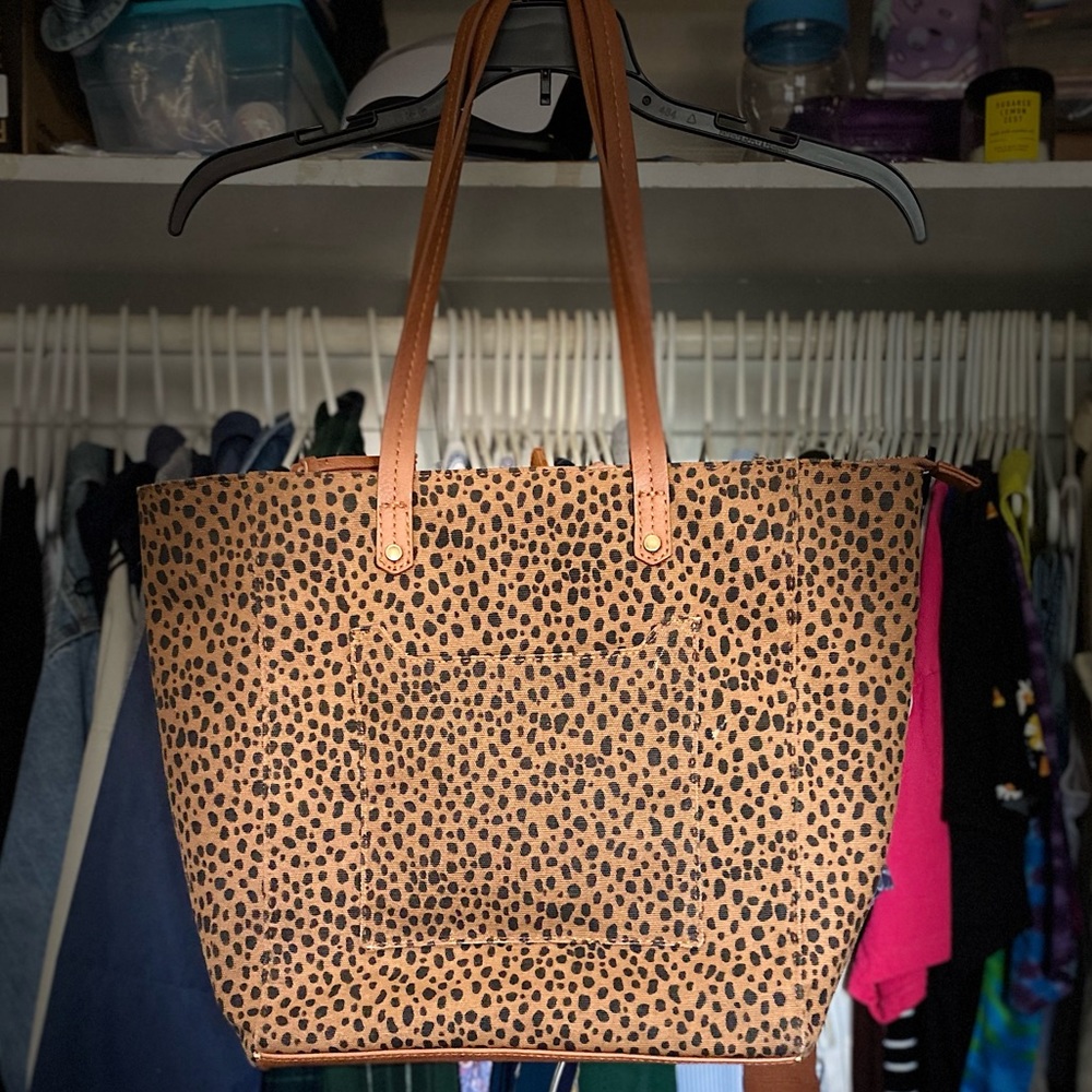 Universal Thread Tote Bag